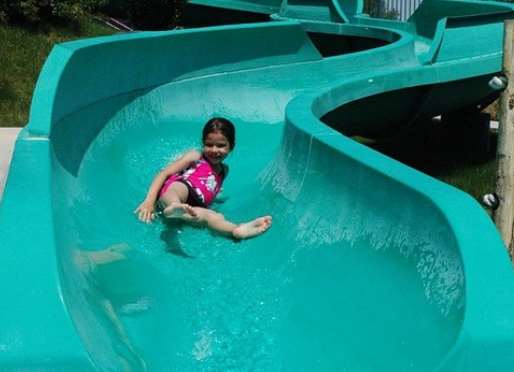 The park has separate facilities for the young visitors which includes a children's water slide complex and a miniature children's train ride.